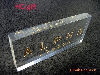 上海品声品色有机玻璃制品厂 专业供应亚克力相框与商务赠品